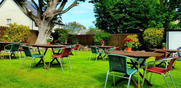The Ship Inn Holy Island of Lindisfarne Extérieur photo